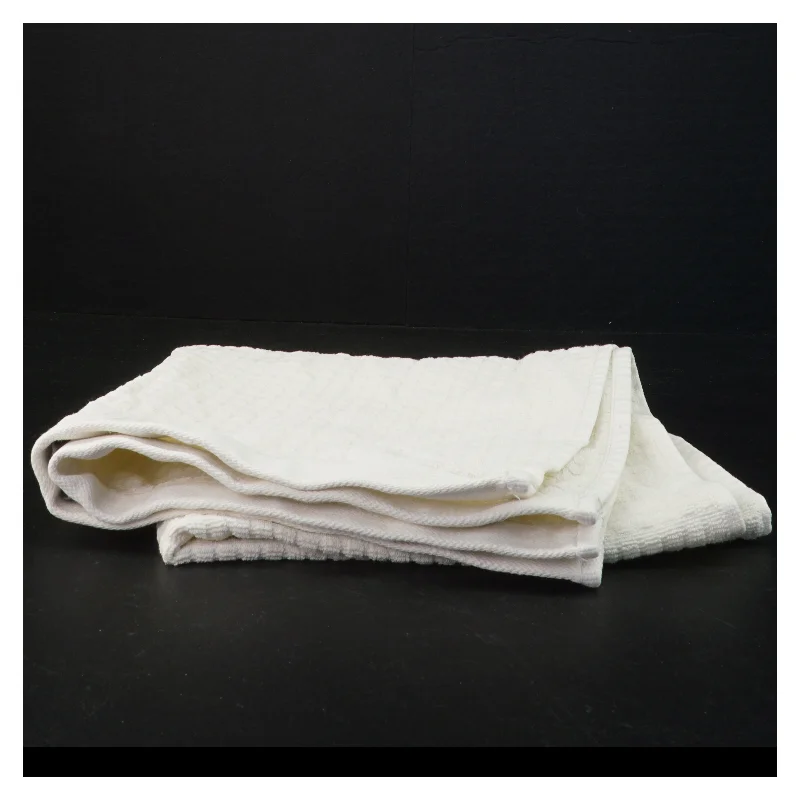 Hvidt håndklæde i bomuld fra Msd Marie Sohl (str. 93 x 44 cm)