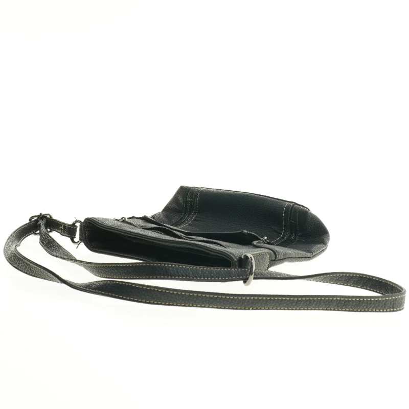 Sort skuldertaske fra Jenny Fairy (str. 28 x 25 x 7 cm)