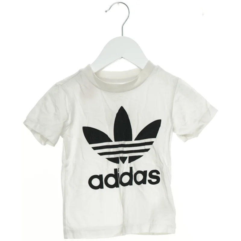T-Shirt fra Adidas (str. 92 cm)
