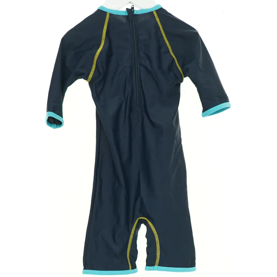 Våddragter fra Name It (str. 80 cm)