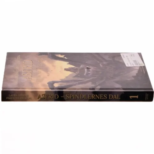 Asfrid - Spindlernes Dal af Laura Helena Pimentel da Silva (f. 1994) (Bog)