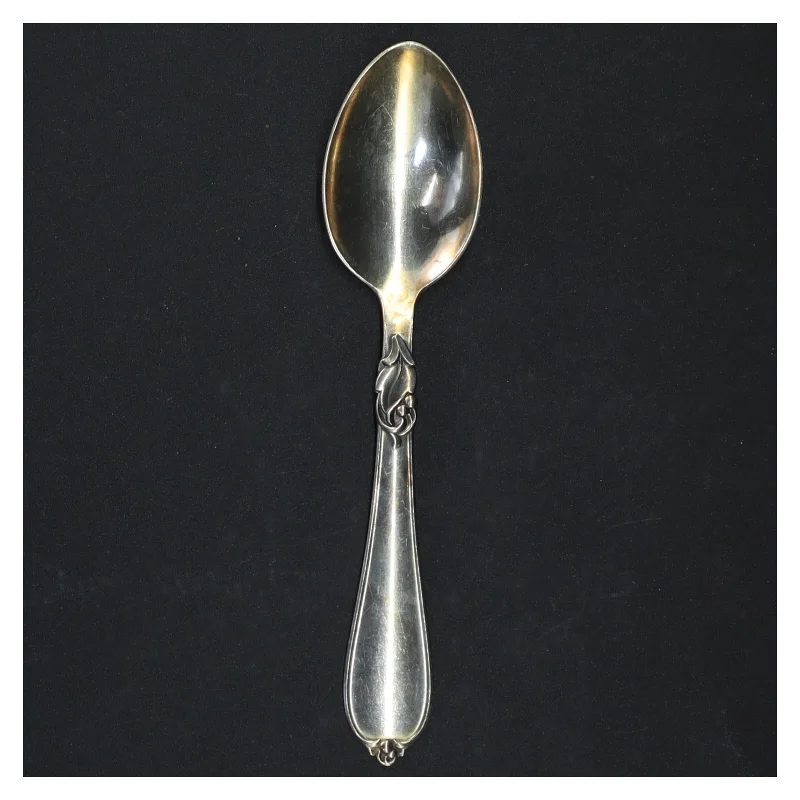 Sølvske med ornamentering fra Atla (str. 18 cm)