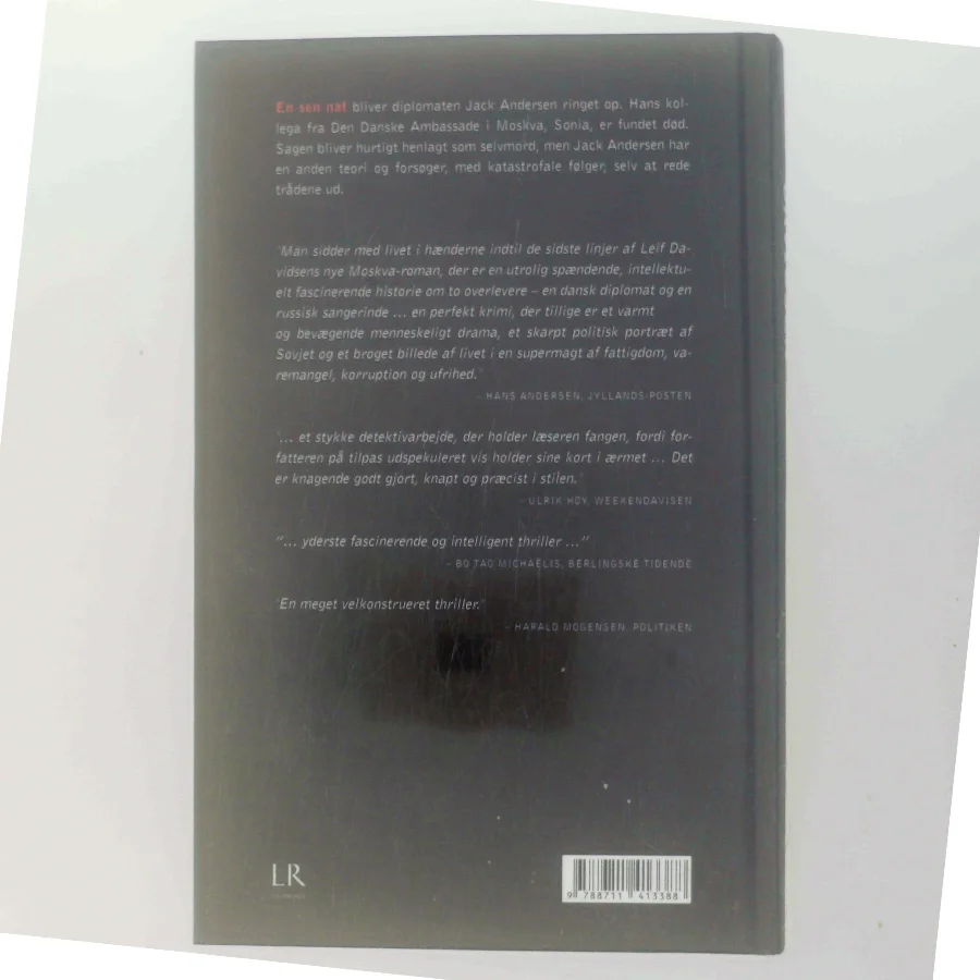 Den russiske sangerinde af Leif Davidsen (Bog)