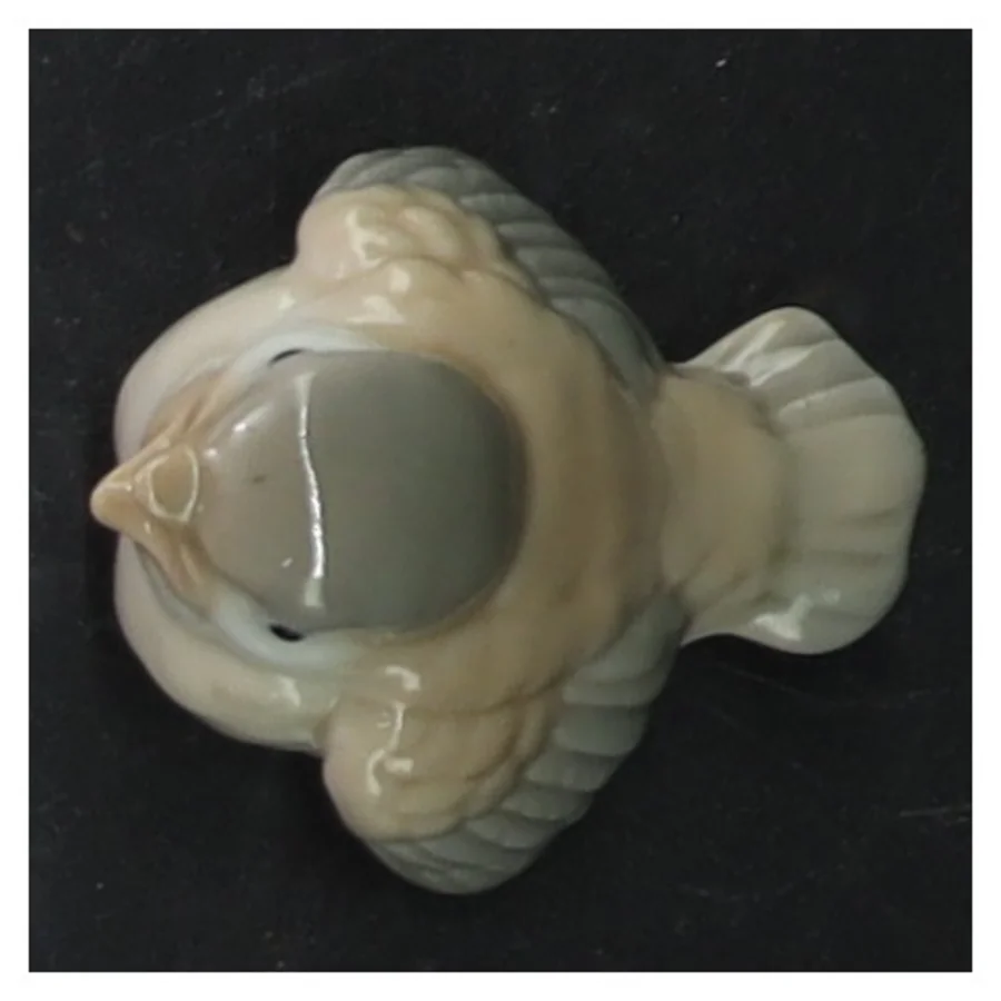 Porcelænsfigur af fugl (str. 4 cm)