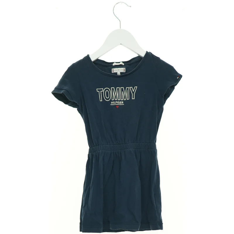 Kjole fra Tommy Hilfiger (str. 98 cm)