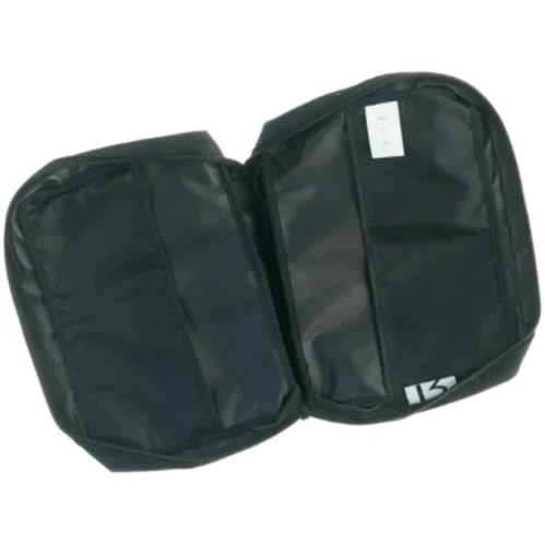 Sort bibelcover med religiøst budskab (str. 27 x 22 cm)