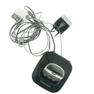 Trådløs telefon med oplader fra Panasonic (str. 18 x 9 cm)