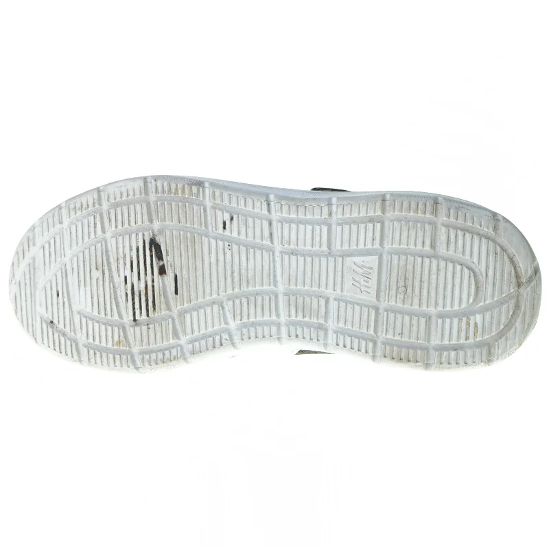 Sko fra H&M (str. Femogtredve)