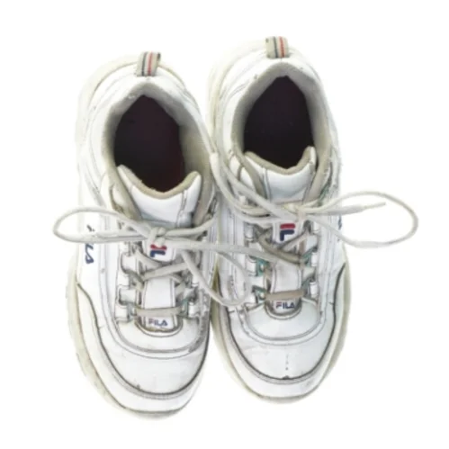 Sko fra Fila (str. 35)