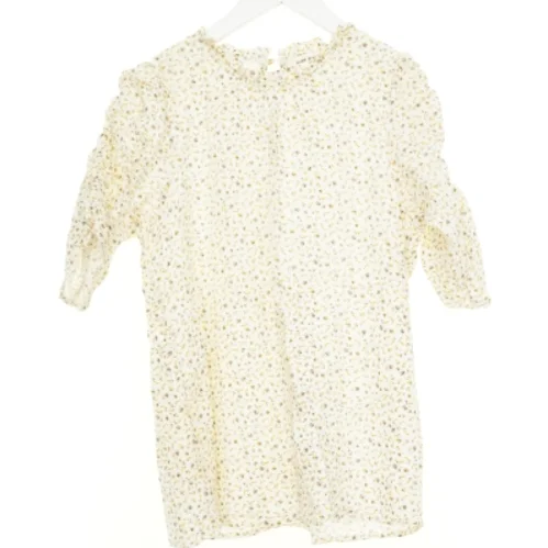 Top fra Sofie Schnoor (str. 164 cm)