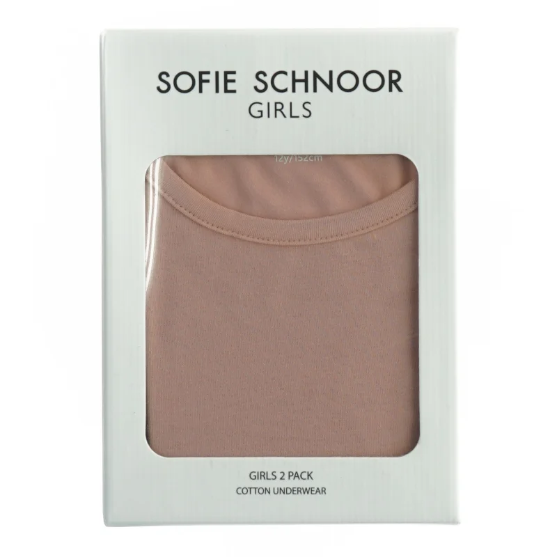 Undertøj fra Sofie Schnoor (str. 152)