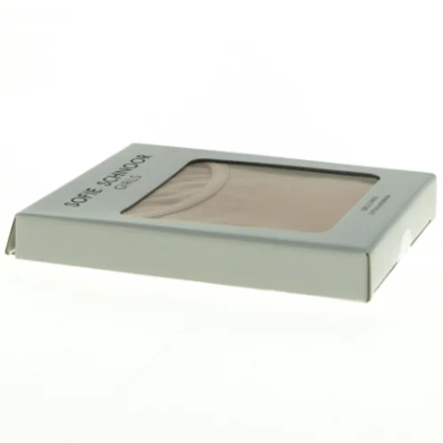 Undertøj fra Sofie Schnoor (str. 152)