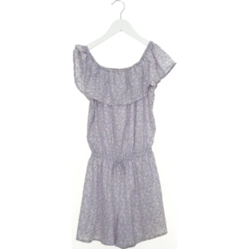 Sommerdragt fra Basic needs (str. 152 cm)