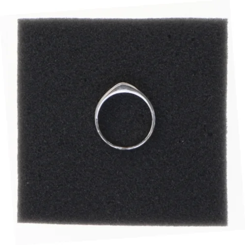 Sølvring med enkel sten