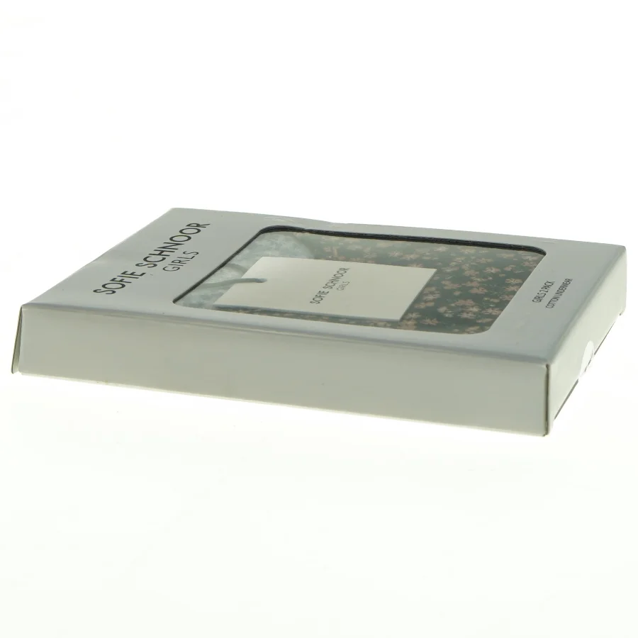 Sofie Schnoor undertøjssæt fra Sofie Schnoor (str. 152)