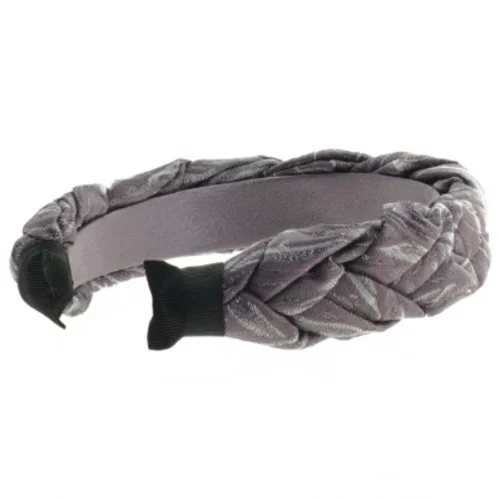 Flettet hårbøjle (str. 15,5 x 15,5 x 3,5 cm)