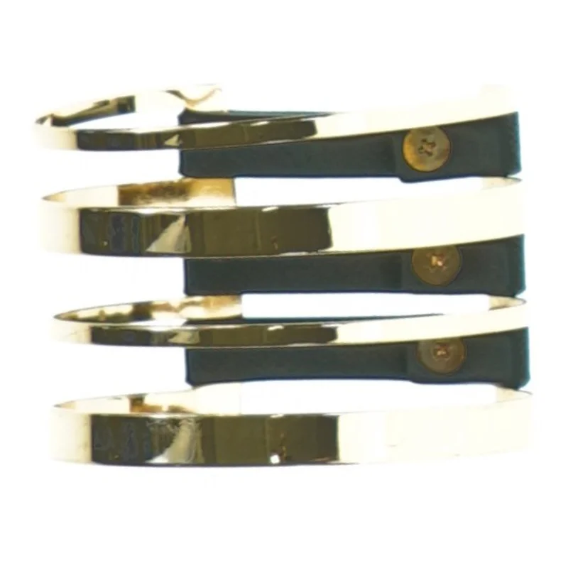 Gyldent armbånd med sort læder (str. Ø6,5 x, 5 cm )