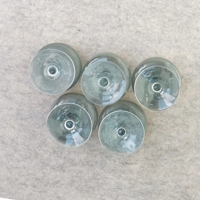 5 drikkeglas (str. 13 x 7 cm)