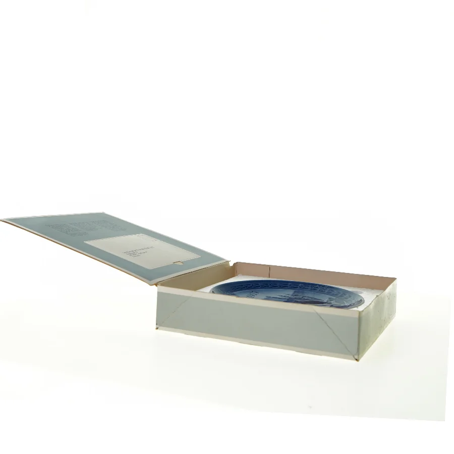 Jubilæums platte 1775-1975 fra Den Kongelige Porcelænsfabrik Aps (str. 18 cm)