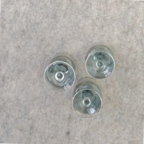 3 drikkeglas (str. 9 x 4 cm)