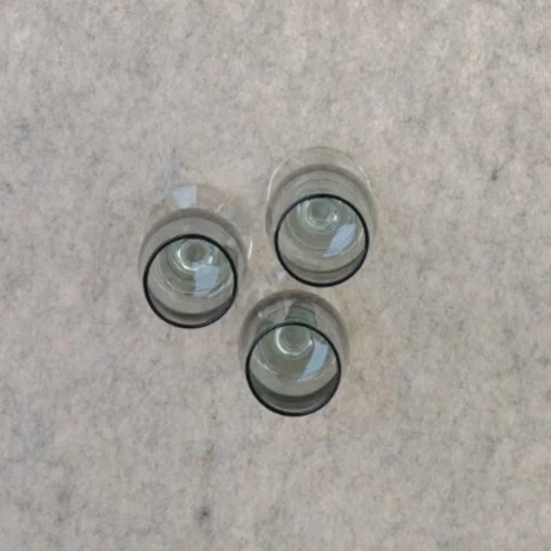 3 drikkeglas (str. 9 x 4 cm)