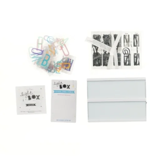 A Little Lovely Company Lightbox med bogstaver og symboler (str. 20x15 cm)