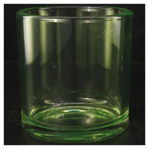 Grøn lysestage til fyrfadslys(str. H. 14 cm)