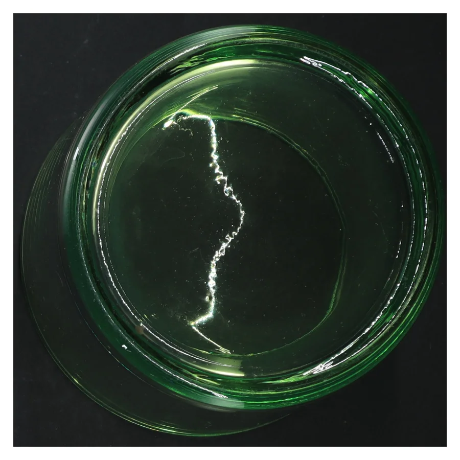 Grøn lysestage til fyrfadslys(str. H. 14 cm)