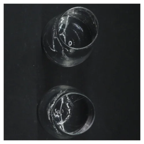 Gennemsigtige glasvaser (str. H. 15 cm. ø. 8 cm)