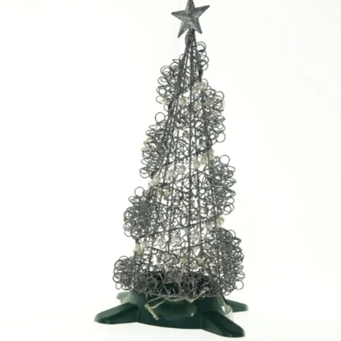 Lys formet som juletræ (batteri) samt lille juletræsfod (str. 29x43 cm)