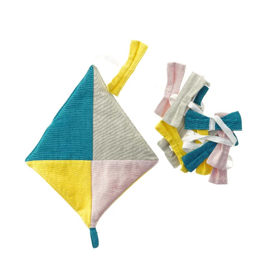 Interiør til børneværelset - drage med hale fra Roommate (str. 180 cm)