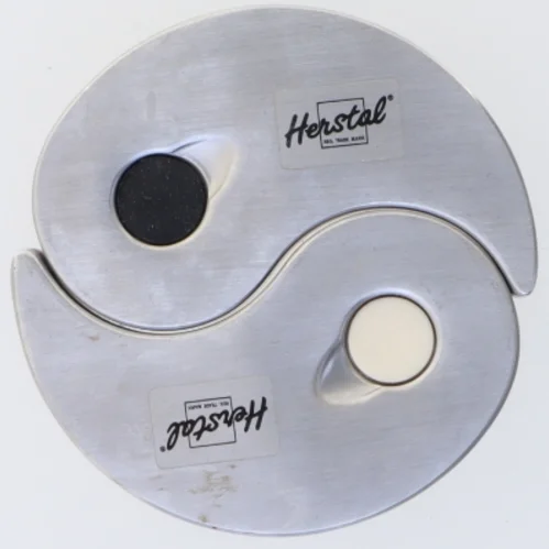 Herstal salt og pebersæt fra Herstal (str. 8 x en og en halv cm)