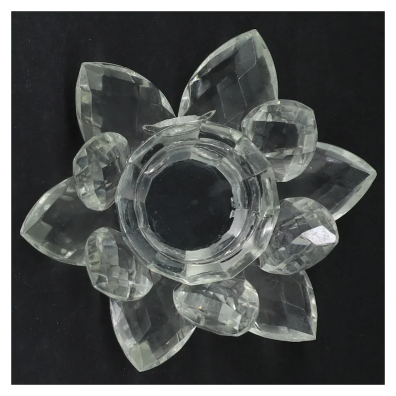 Krystal fyrfadslysestage i blomsterform (str. Ø. 10 cm)