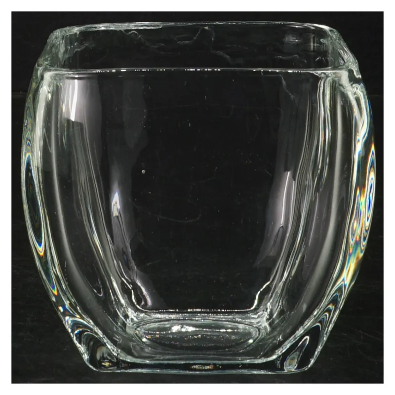 Glasvase (str. H. 9,5 cm. b. 10 cm)