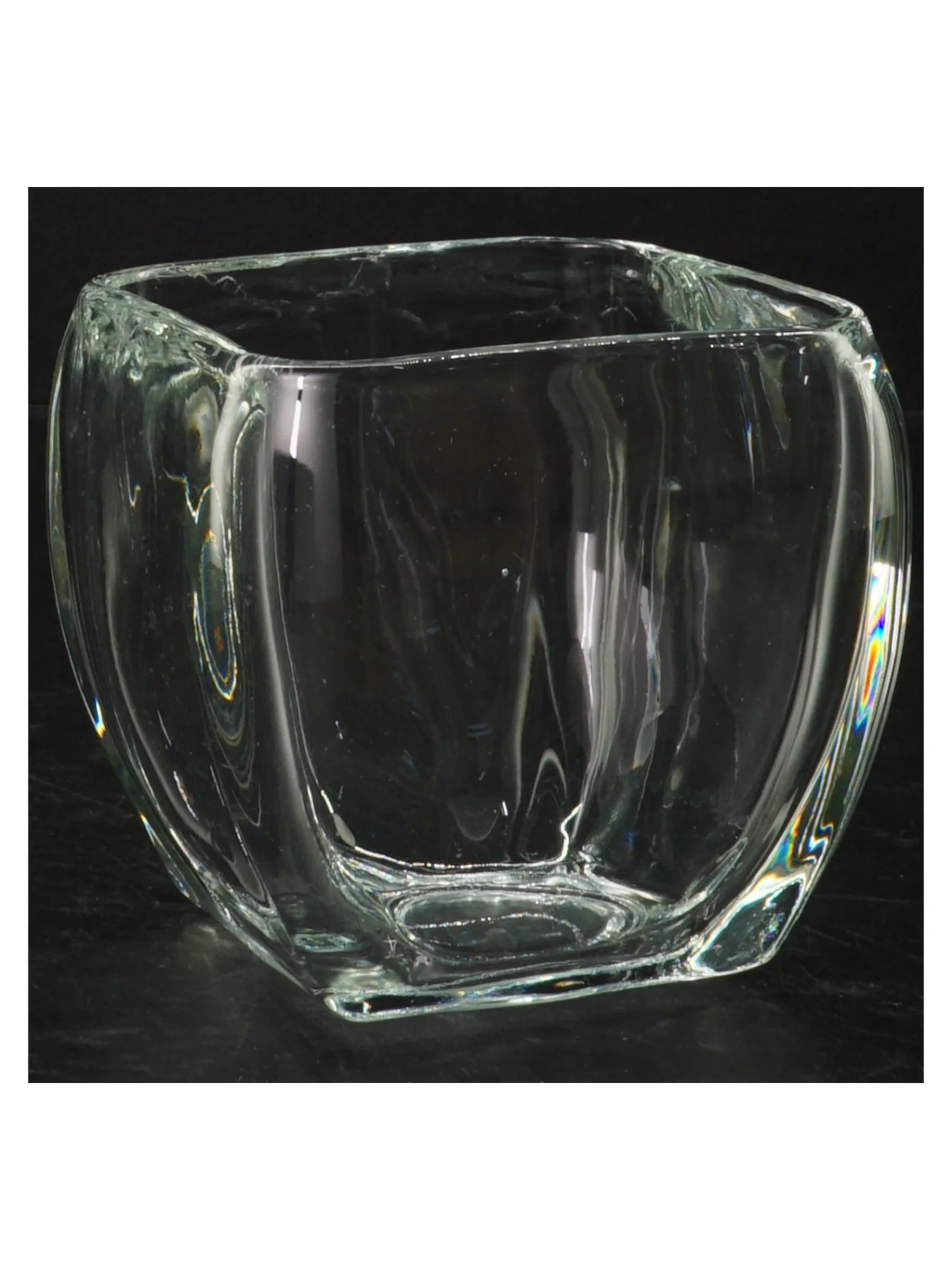 Glasvase (str. H. 9,5 cm. b. 10 cm)