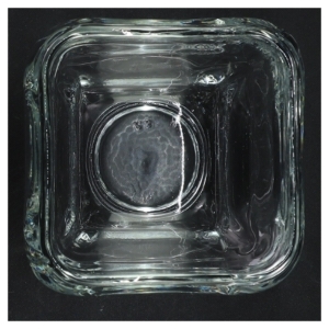 Glasvase (str. H. 9,5 cm. b. 10 cm)