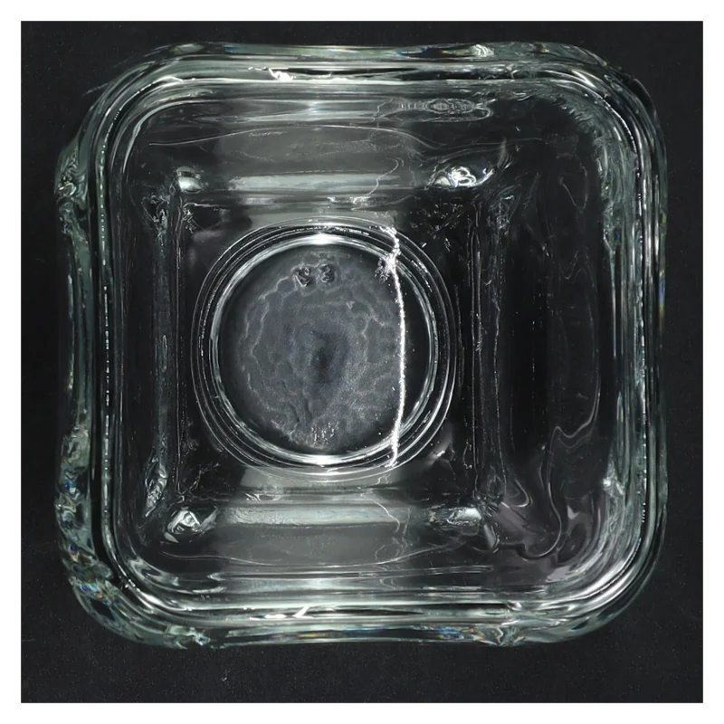 Glasvase (str. H. 9,5 cm. b. 10 cm)