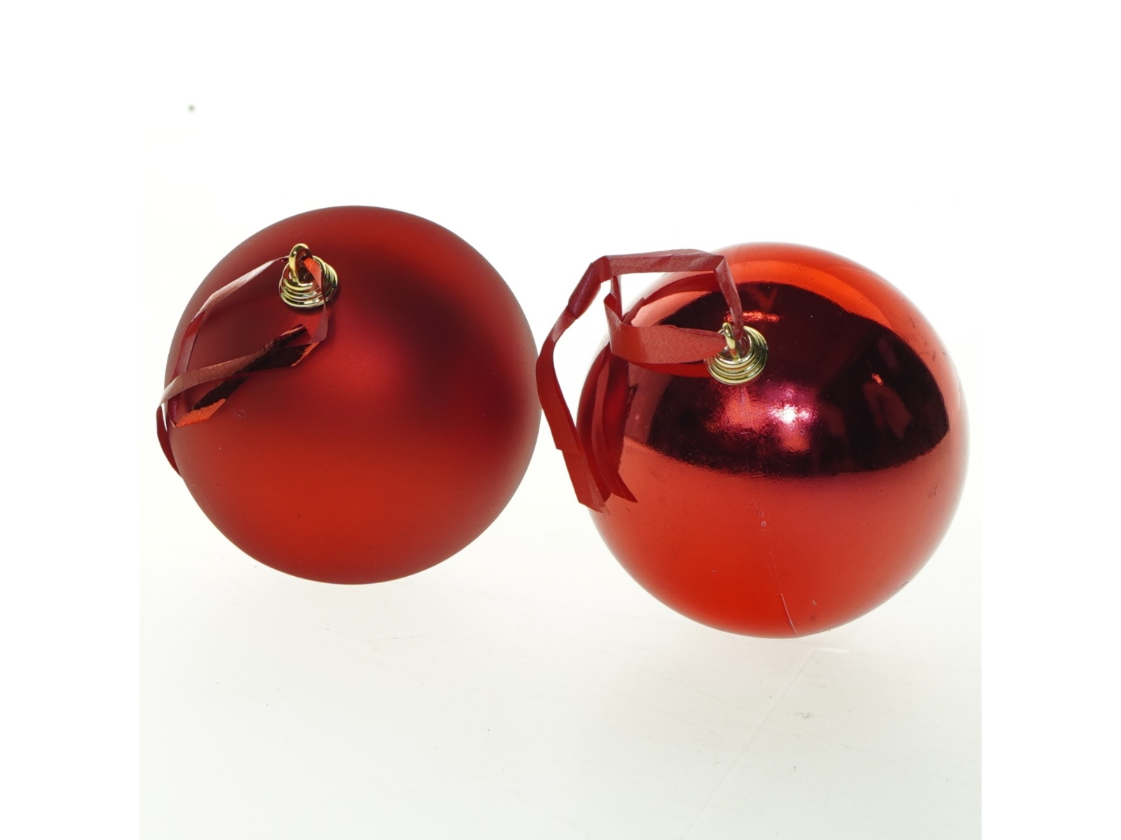 Røde julekugler (str. Ø 10 cm)