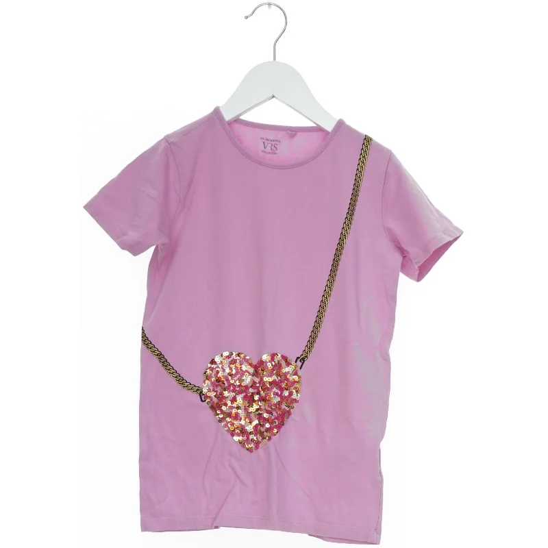 Børne t-shirt i str. 134 med hjerte og palietter fra VRS 