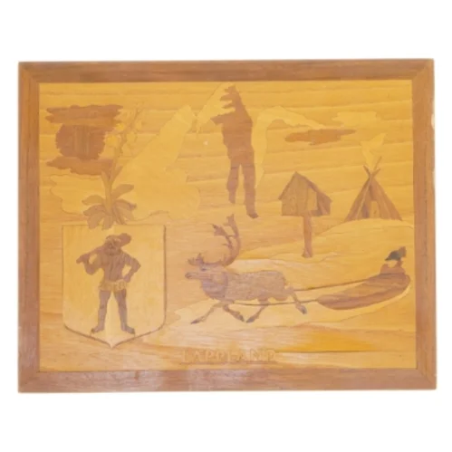 Vægdekoration træ (str. 26,5x21 cm)