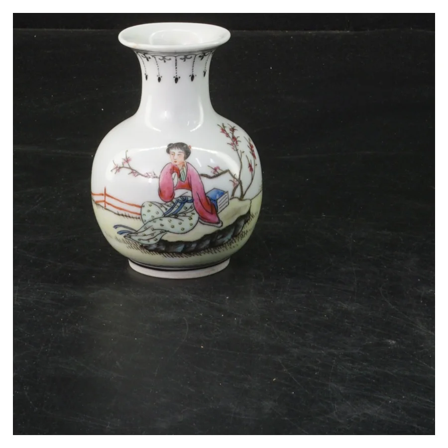 Dekorativ keramikvase (str. 8x6 cm)