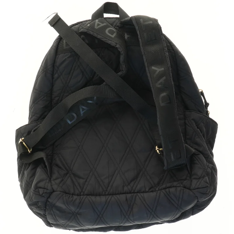 Quiltet rygsæk med lynlåse fra DAY (str. 40x45 cm)