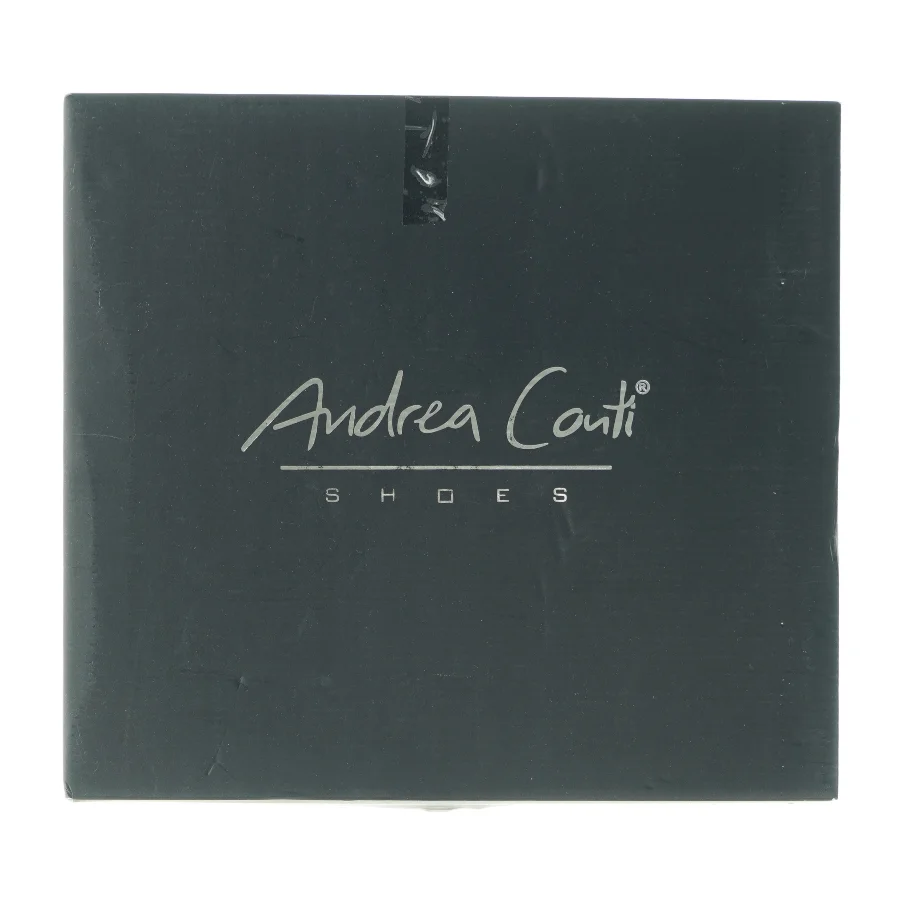 Hvid højtop sneaker fra Andrea Conti (str. 39)