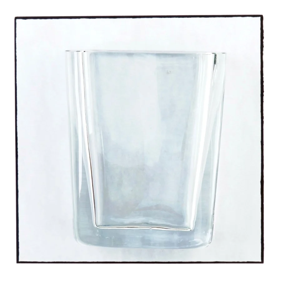 Vase i tykt glas (str. 15 cm)
