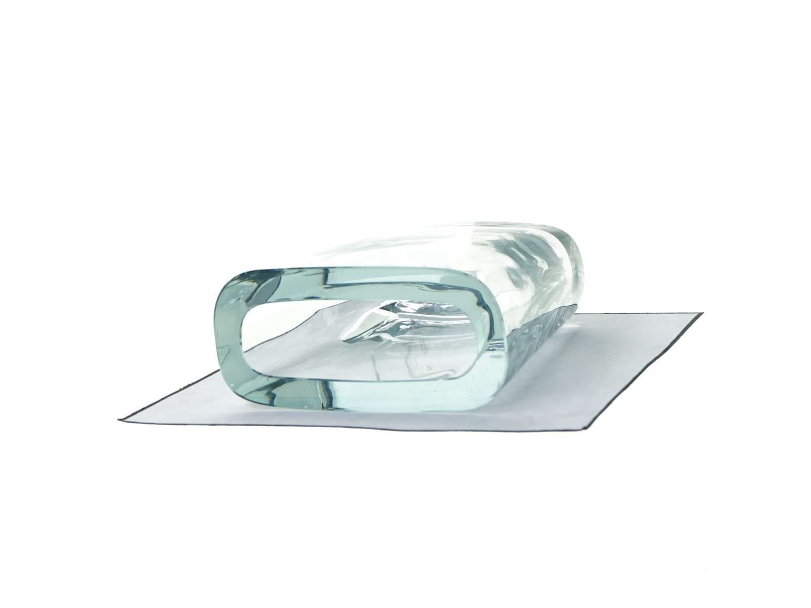 Vase i tykt glas (str. 15 cm)