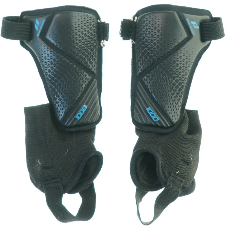 Sorte benskinner til sport fra Pro Touch (str. Længde. 20 cm. b. 10 cm)