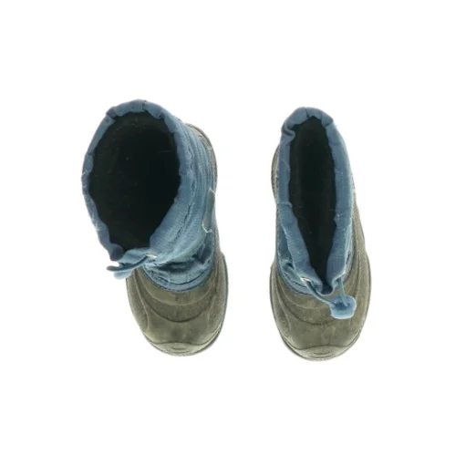 Vintersko fra Kamik (str. 24)