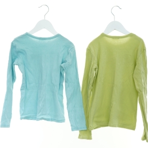 Bluse (2 stk.) fra Benetton (str. 146 cm)