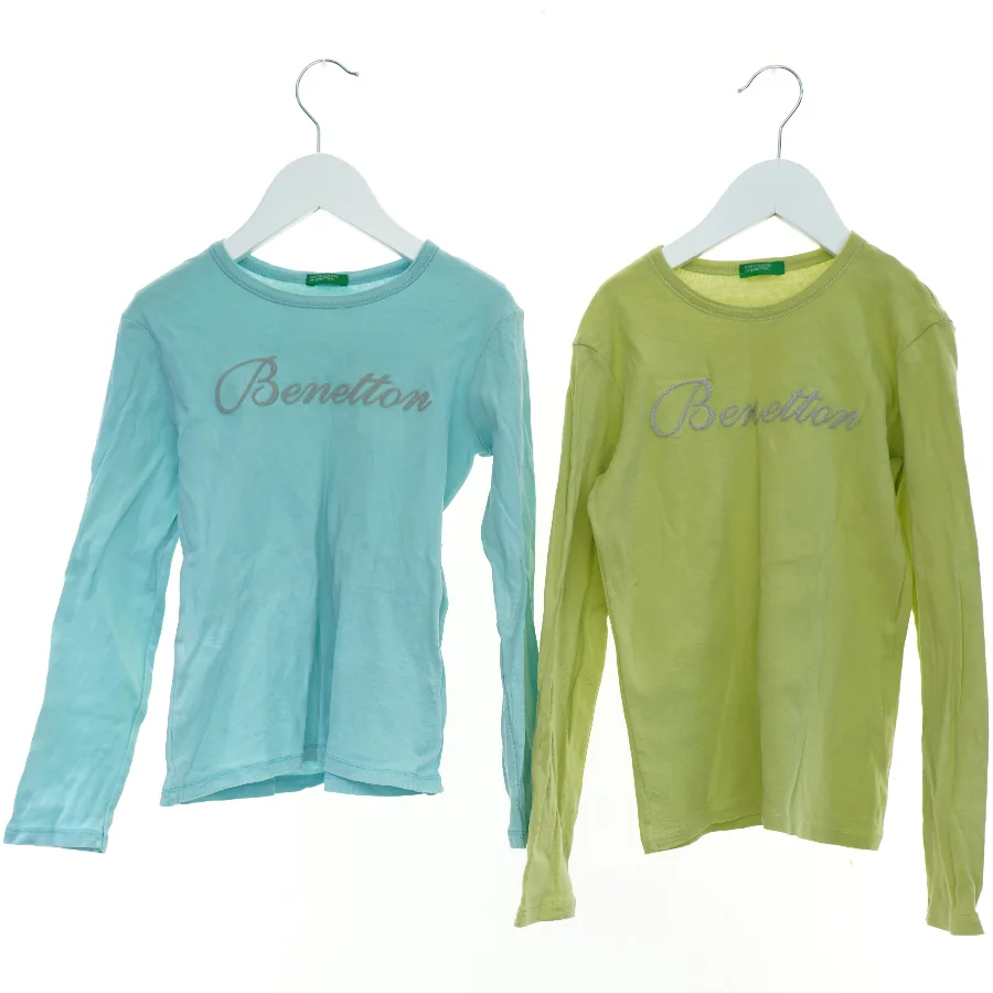 Bluse (2 stk.) fra Benetton (str. 146 cm)