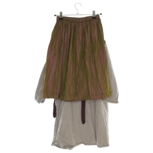 Kjole og nederdel fra Noa Noa (str. 128)